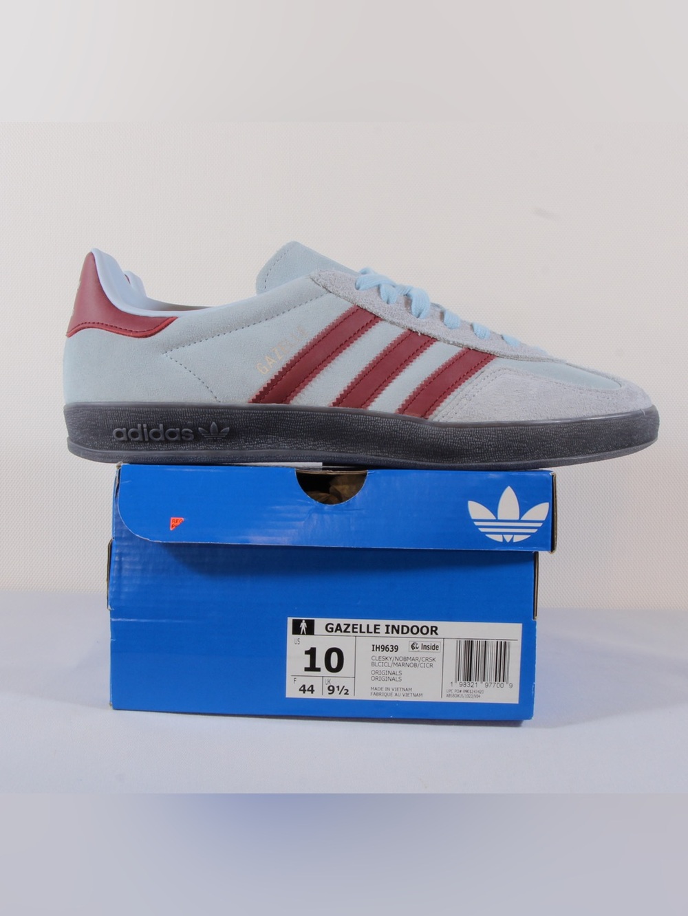 adidas Gazelle Light Blue w/ Burgundy Stripes Indoor Suede Sneakers NWT NIB